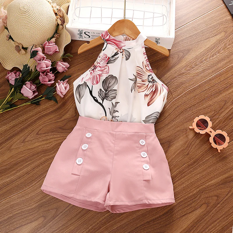 

Girls' Set Summer Casual Style Polyester Sleeveless Printed Hanging Neck Top Solid Button Shorts For Fashion And Comfort