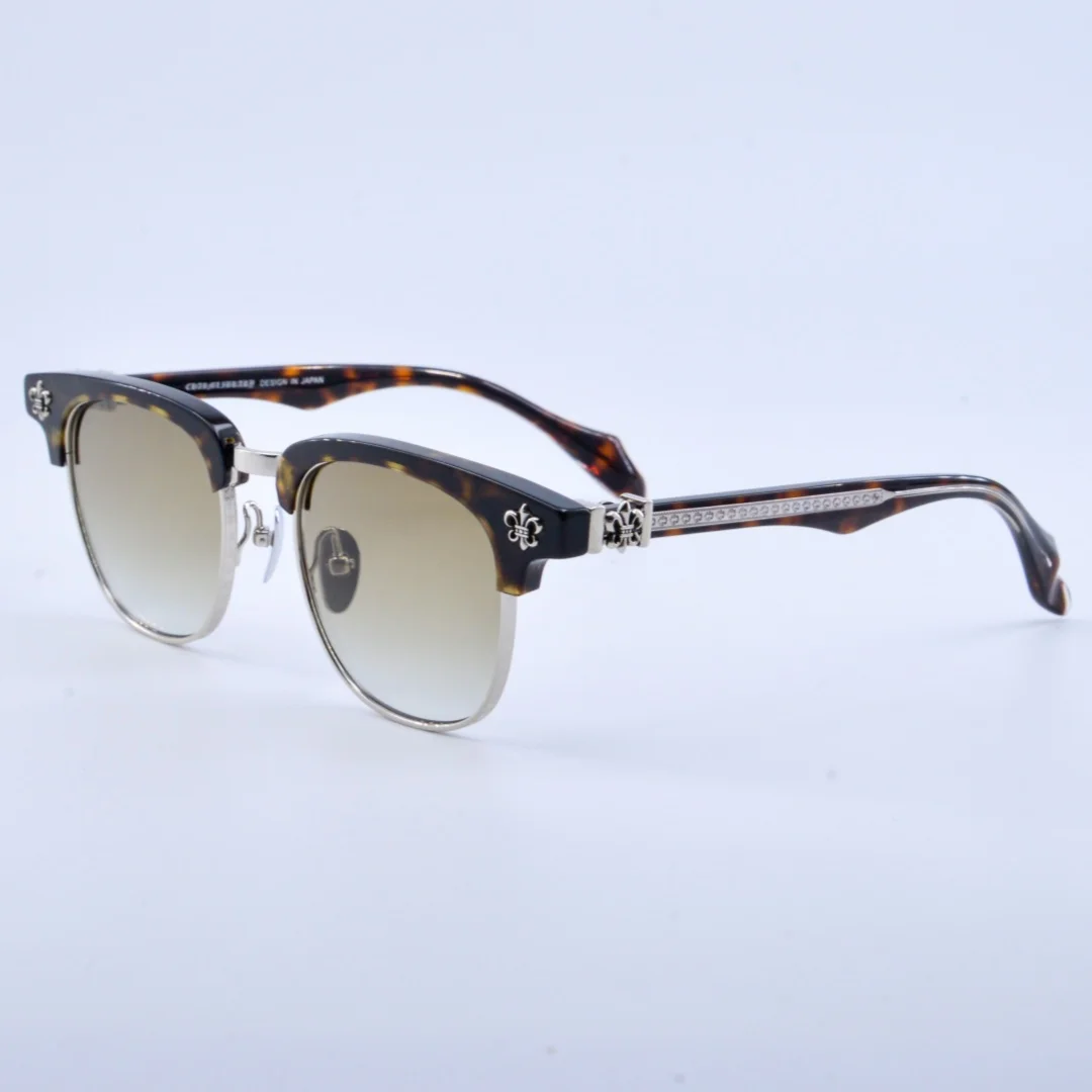 

Men's Classic Business Titanium Alloy Ultra Light Frame Women's Fashion Luxury Gradient Anti UV and Anti Reflective Sunglasses