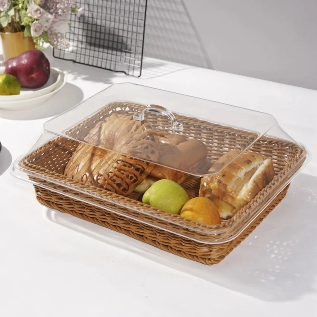 1PC Imitation Woven Rattan Basket Bread Basket Fruit Holder Snack Biscuits Woven Basket with Acrylic Transparent Lid Home Decor