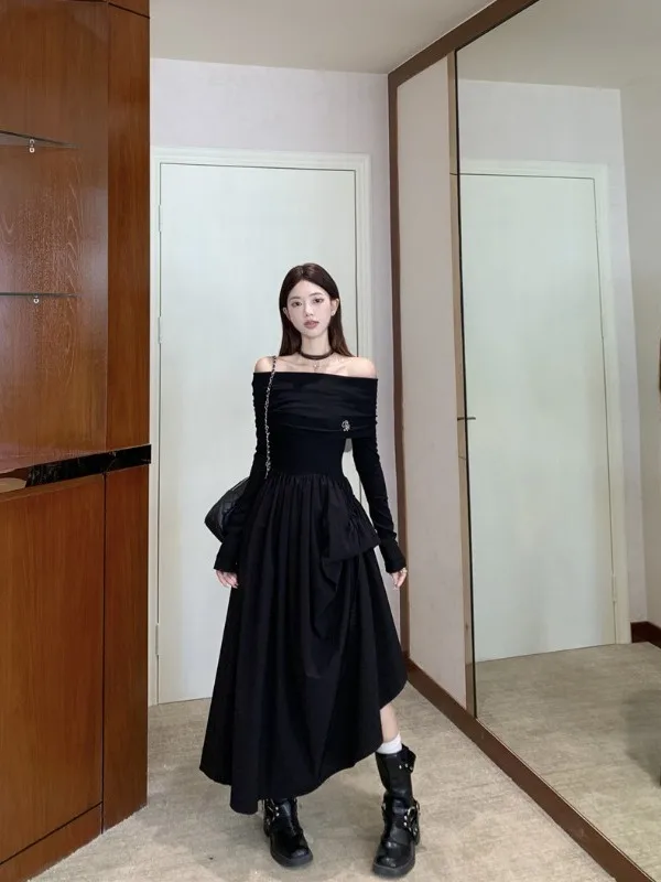

plus Size One Shoulder Long Sleeve Dress Slimming High Waist Irregular Black Dress French Style Casual Autumn New Design