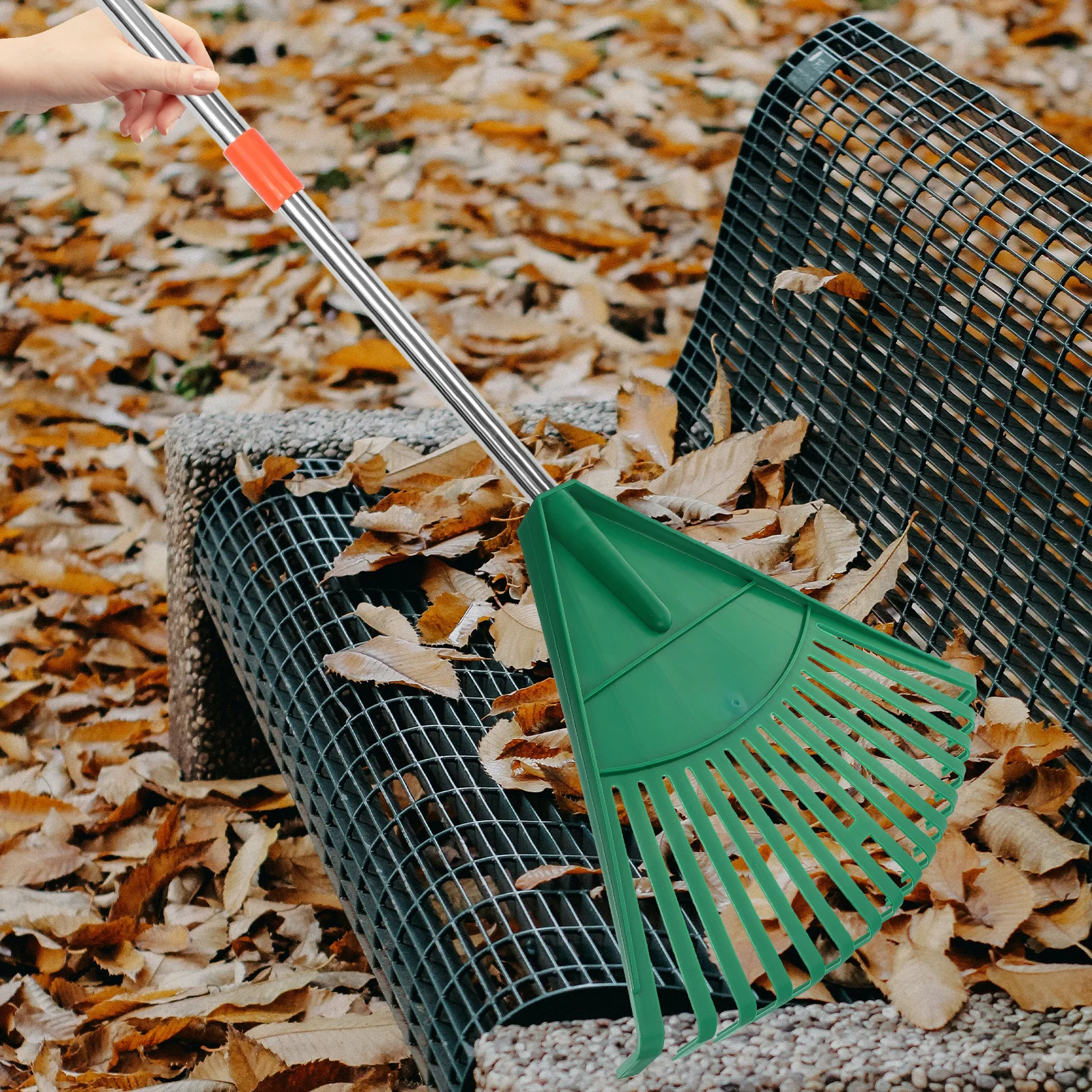 

Garden Leaf Rake Plastic Hand Tool Yard Work Green Compact Lightweight Clean Leaves Debris Grass Clipping Hedges Rakes Gardening