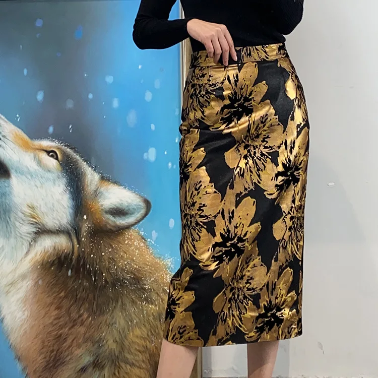 

2023 Autumn and Winter New Gold Flower Flocking Printing Genuine Sheepskin High Waist Wrapped Hip Split Long Skirt Half Length S