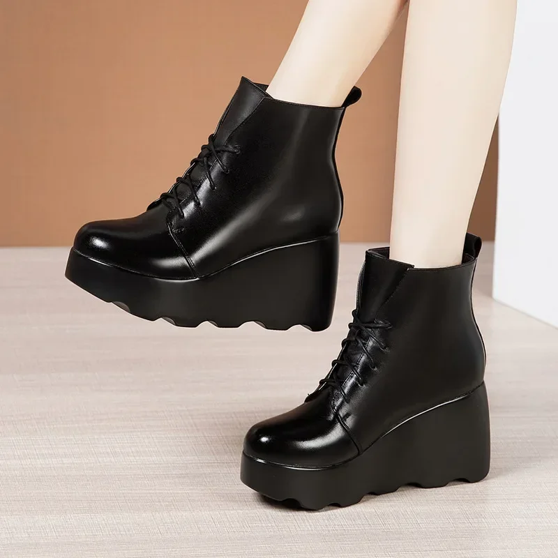 Small Size 32-43 Thick Platform Wedges Shoes Winter 2024 Women Ankle Boots Soft Leather High Heels Boots with Fur Warm Plush