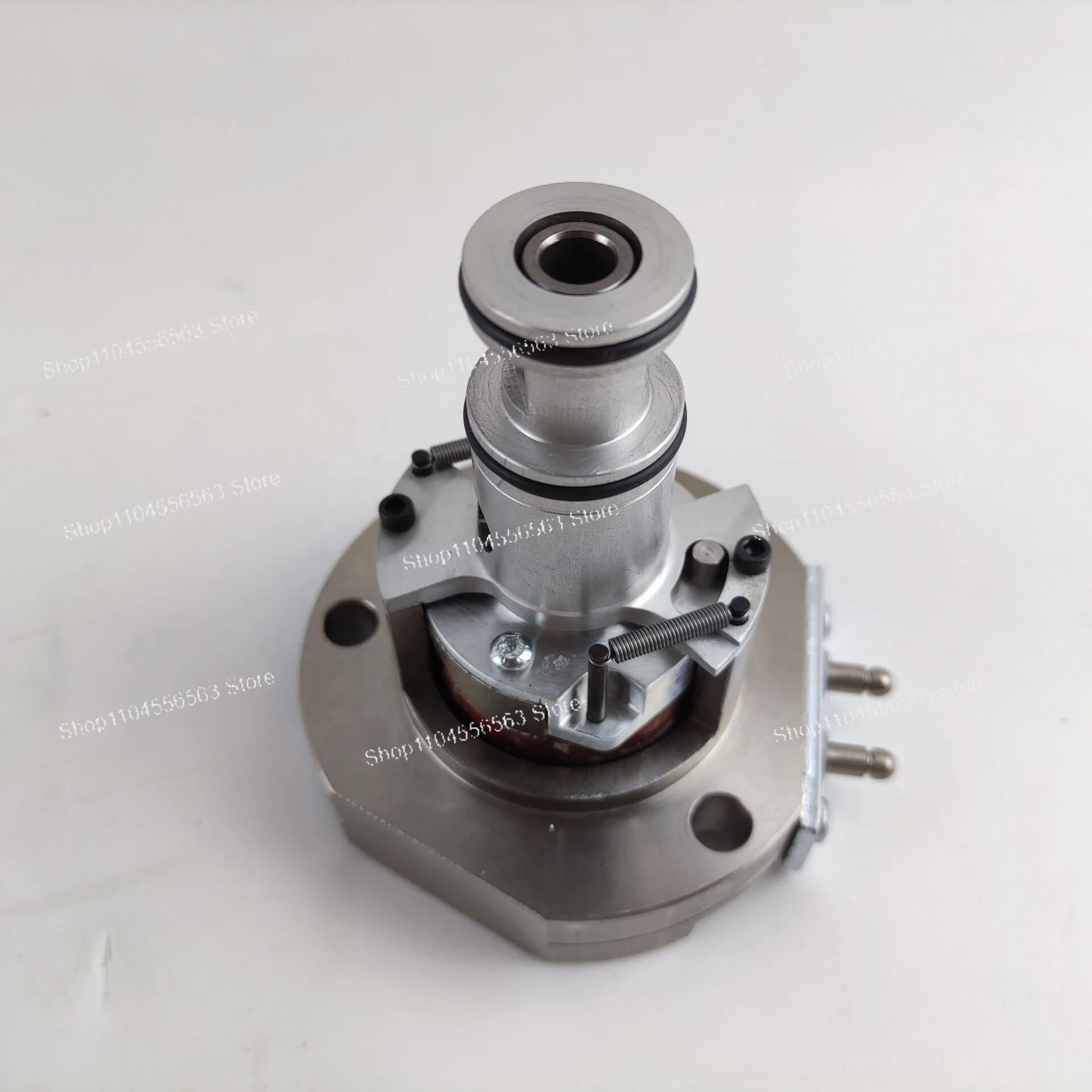 

Оригинальный привод топливного насоса KTA50 3408326