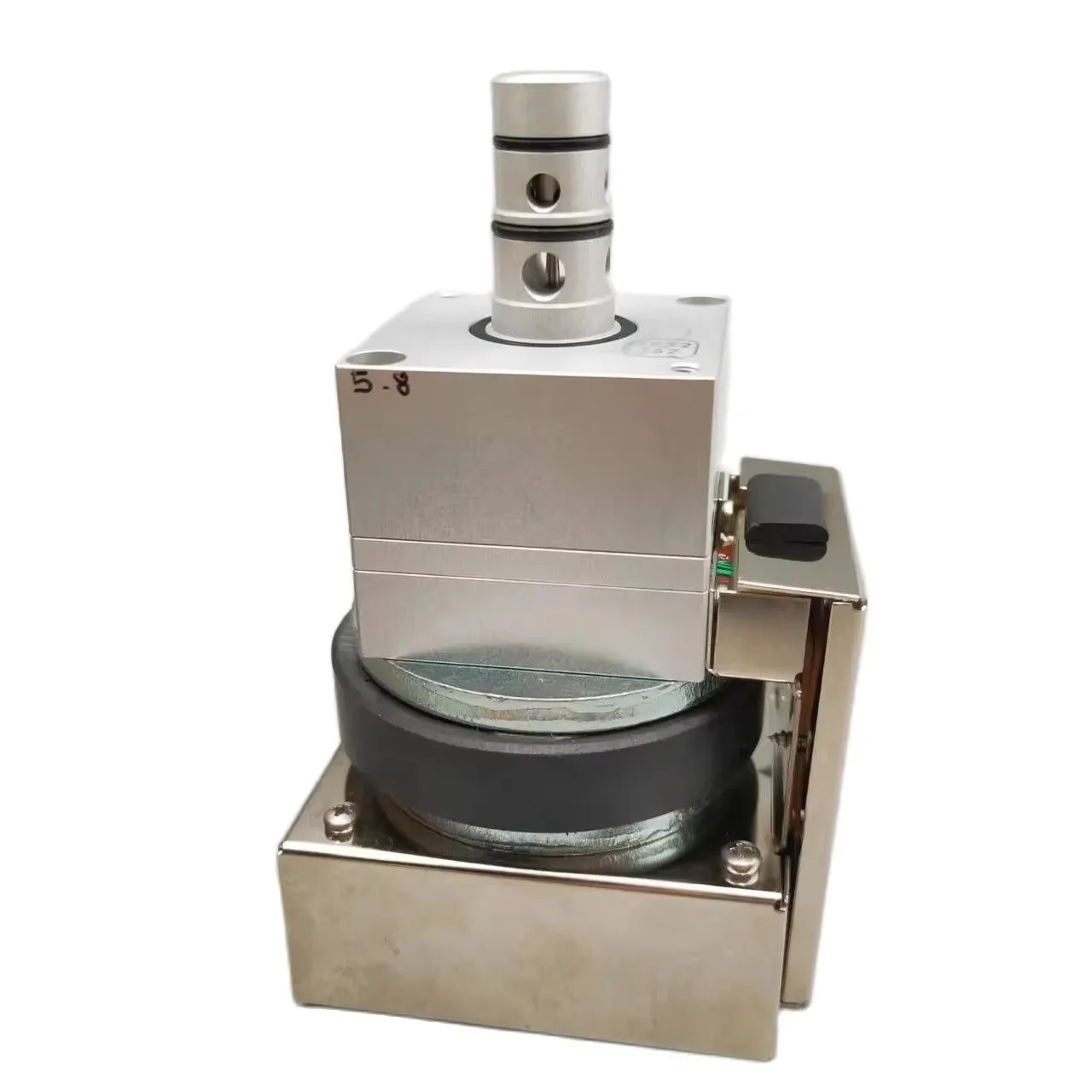 

Drager Evita O2 Valve 8412126 Air Valve 8412128 Valve
