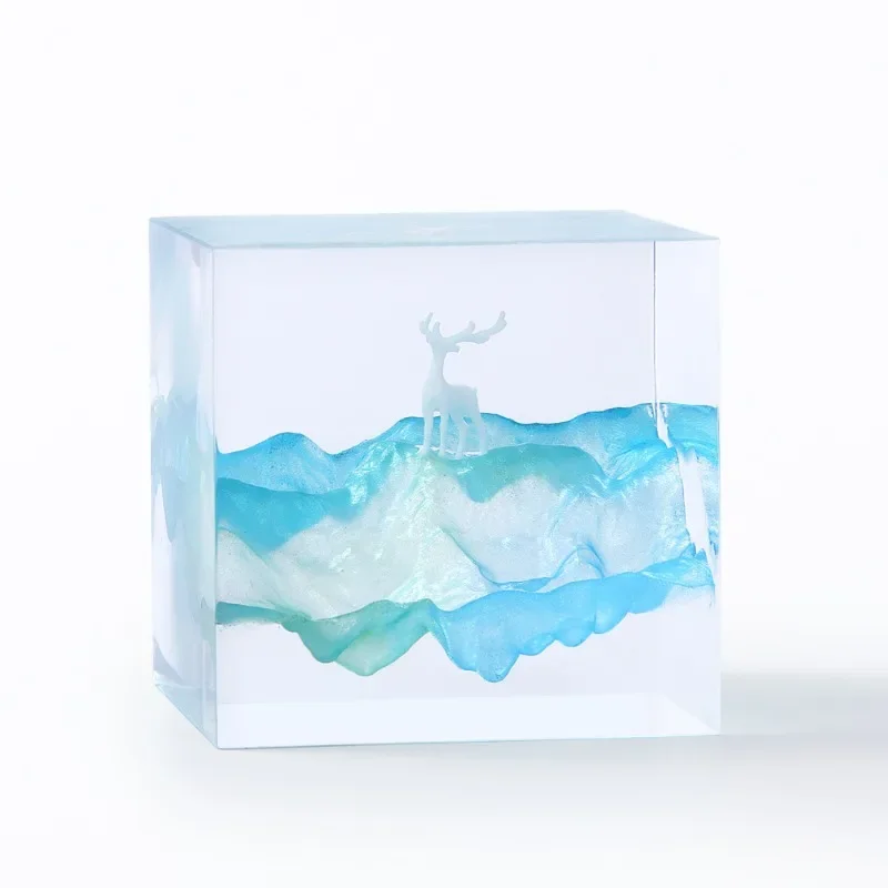 

Shanhai Elk Creative Cube Ornament Simple Modern Office Study Tabletop Ornament Resin Crafts