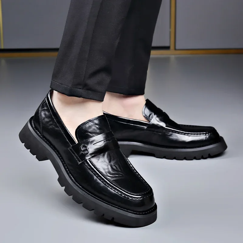 2024 Fashion British Style Retro Large Size Men\'s Loafers Spring Autumn Design New Thick Soled Leather Slip-on Men\'s Dress Shoes