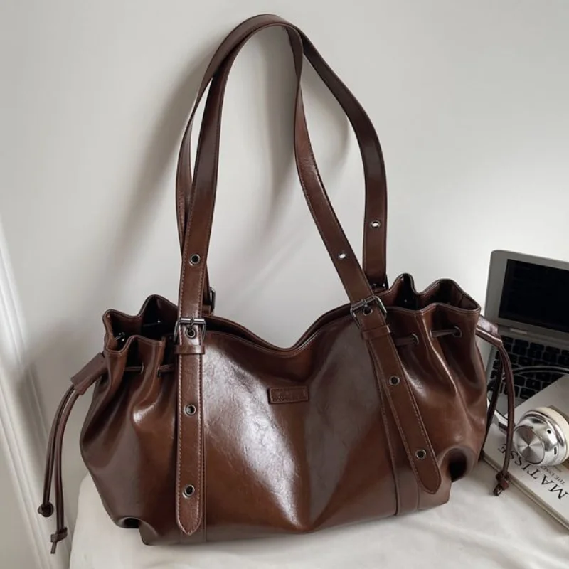 

Брендовая винтажная женская сумка-тоут, корейская коричневая сумка большой вместимости, модная сумка на плечо, подмышки, регулируемый плечевой ремень