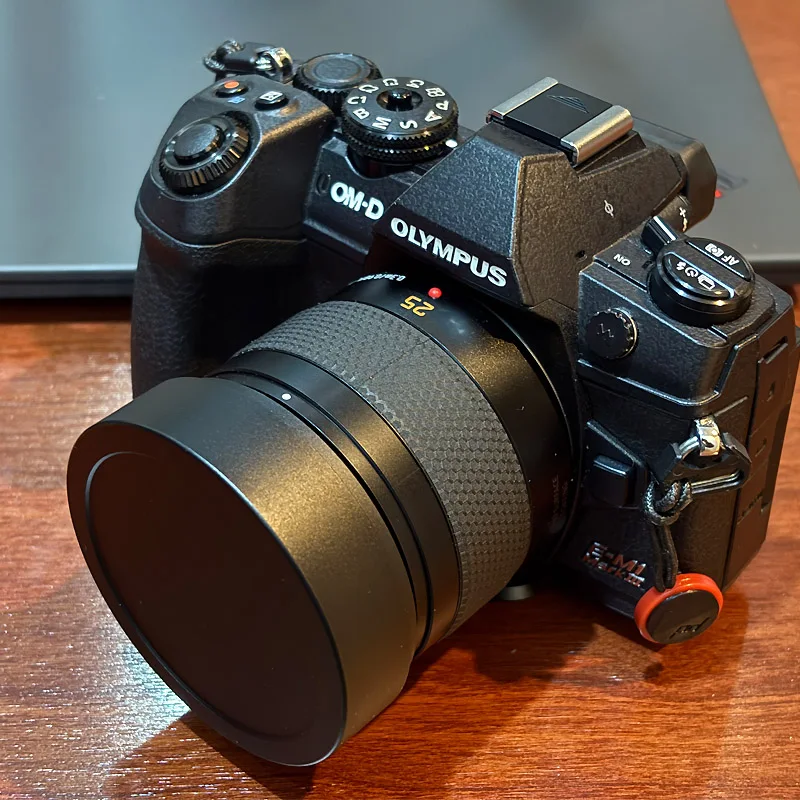 Bayonet Metal Square Len hood  Comes With Metal Cap for Panasonic LUMIX LEICA DG SUMMILUX 25mm F1.4 ASPH