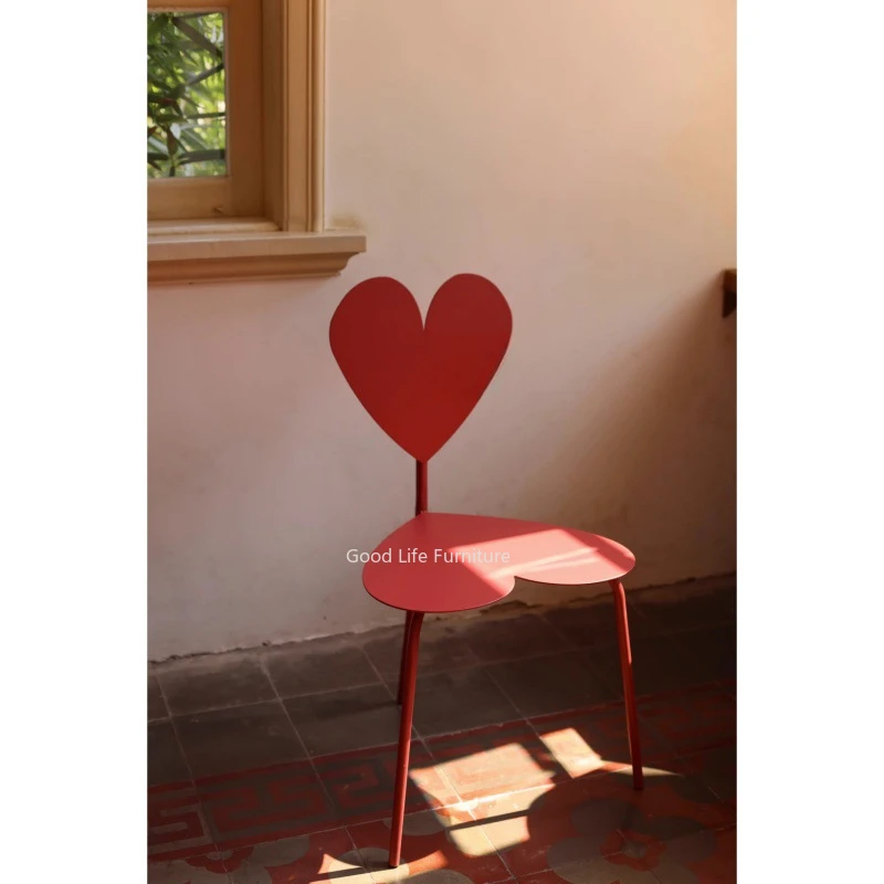 Red Love Personality Chair Art Stool Creative Internet Celebrity Photo Chair High Appearance Level Outdoor Decoration