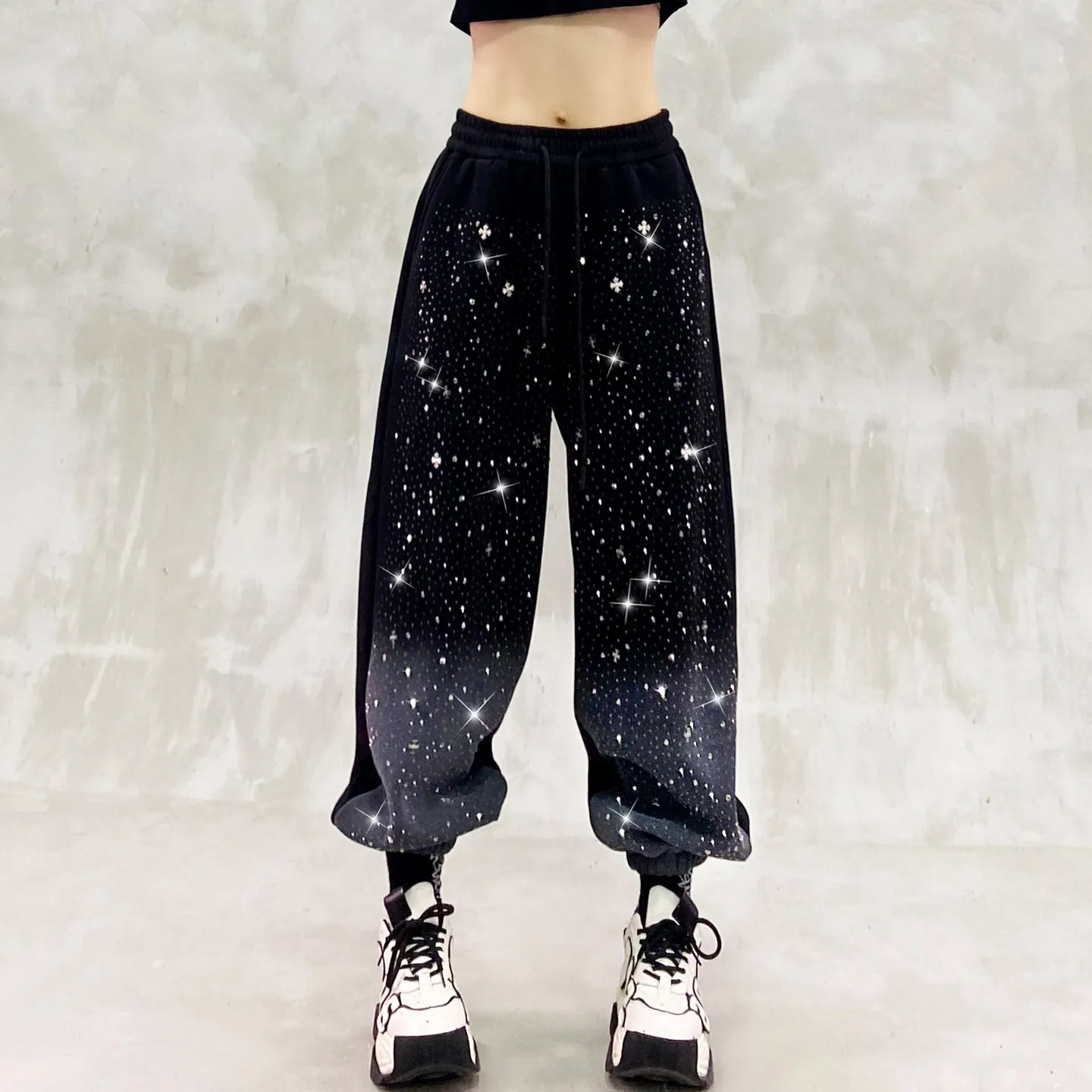 Color Block for Women Fleece Lined High Rise Baggy Sweatpants with Cuffed Ankles for Cozy Winter Dressing