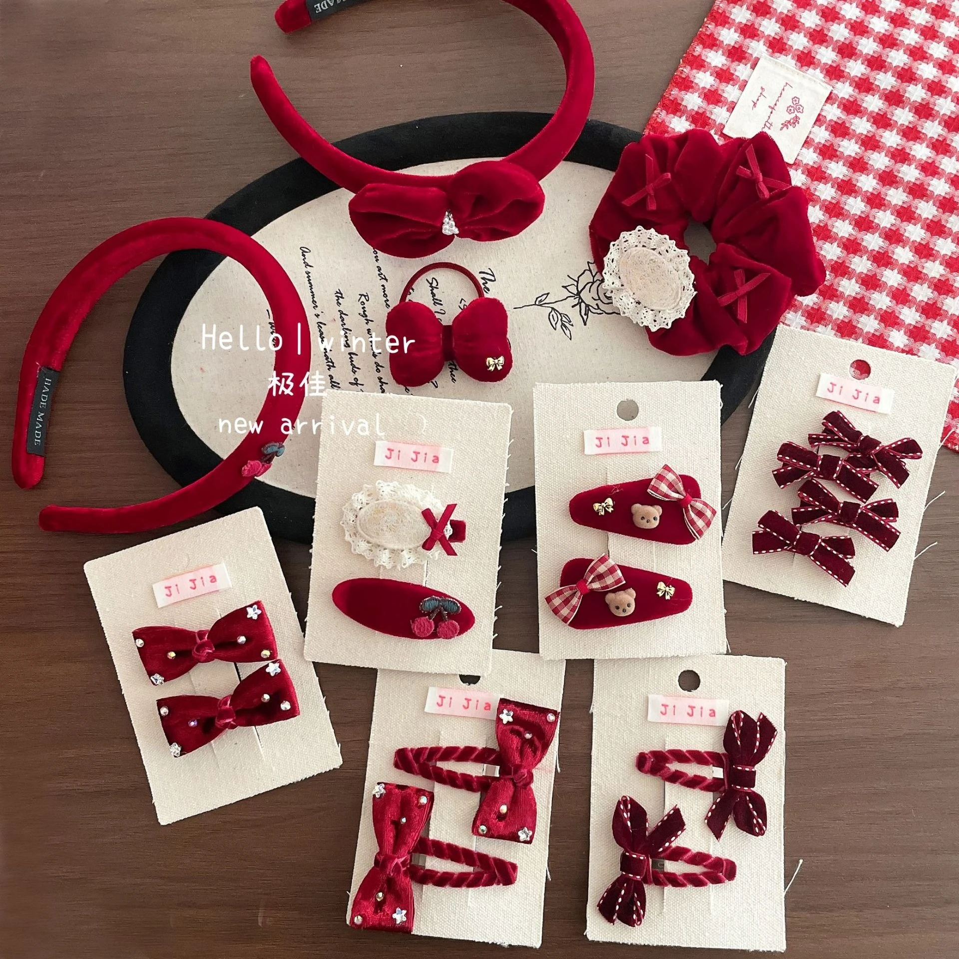 Hair Clips and Hair Ties Red Velvet Bow Cute Bear Gentle Festive for Girls Lunar New Year Spring Festival Party Daily Wear