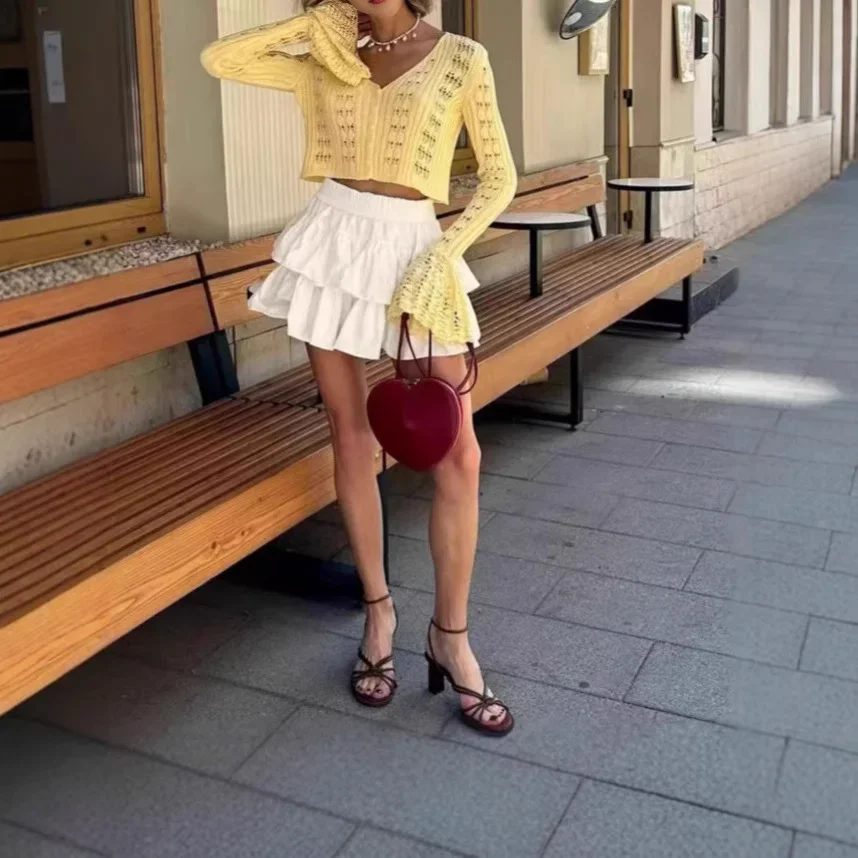 

2025 Spring Knitted Cardigan Female Solid V-Neck Hollow Out Short Knitted Top Fashion Casual Loose Commuter Female T-Shirt