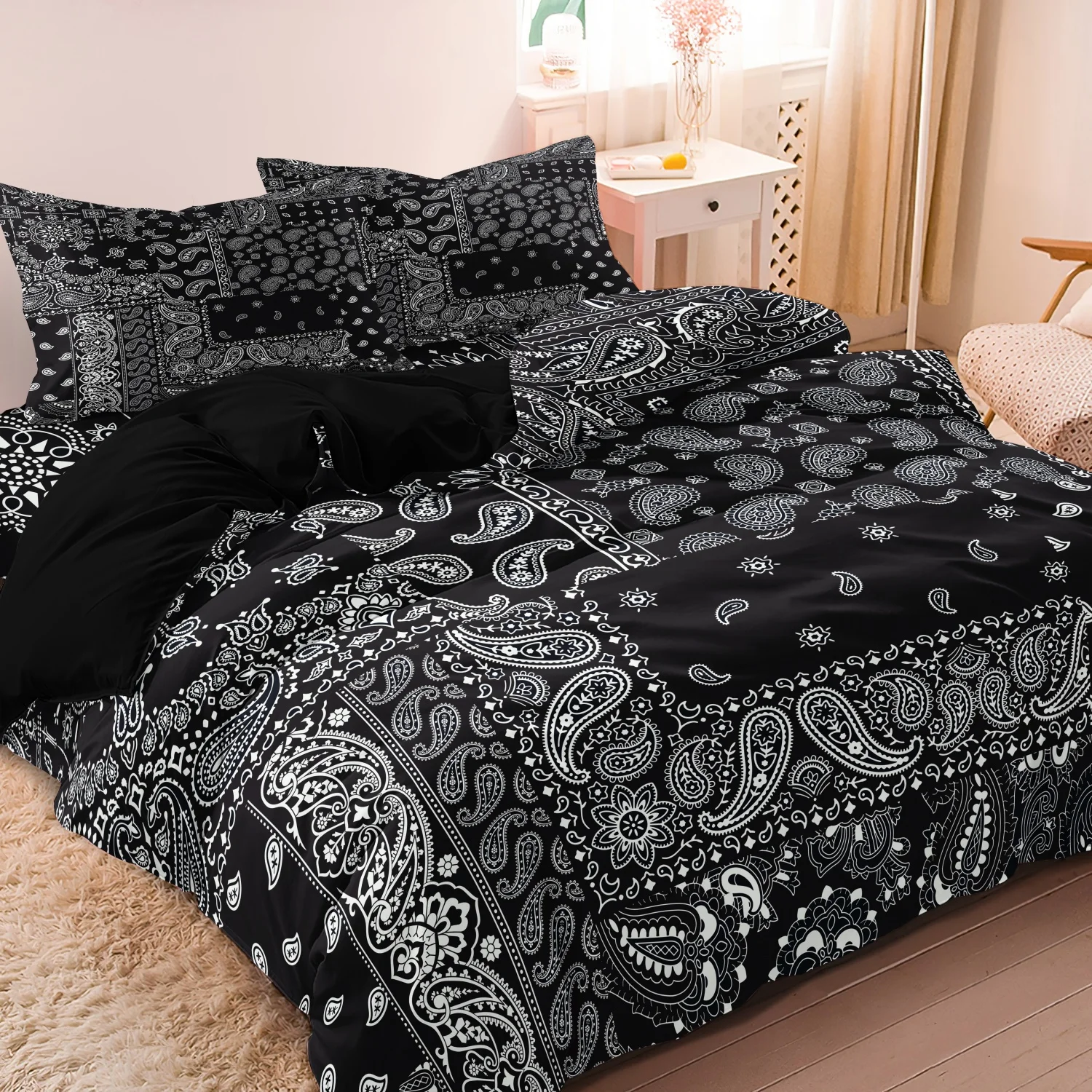 

3pcs Black Bohemia Bandanna Printed Duvet Cover Set -Paisley Mandala Design, Luxuriously Soft & Breathable Bedding for Bedrooms