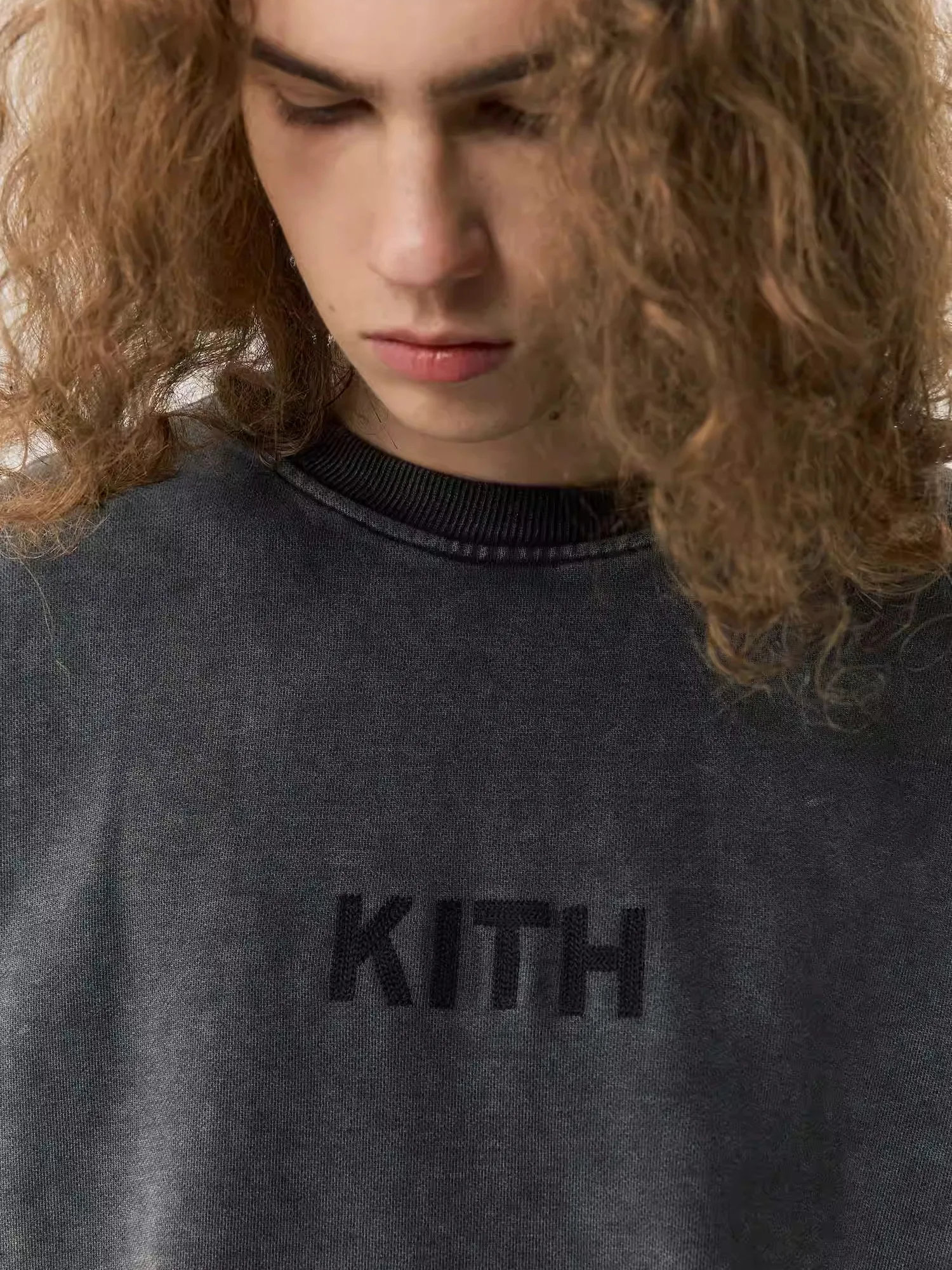 厚手ウォッシュドニットセーター ラウンドネック メンズパーカ - Kith Sweater Knit のレビューと価格