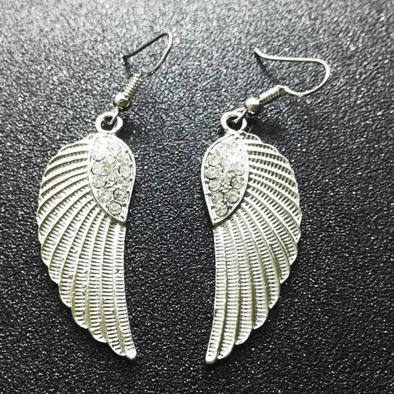 

191-5 Europe and the United States fashion Europe and the United States fashion diamond stud angel wings earrings earrings