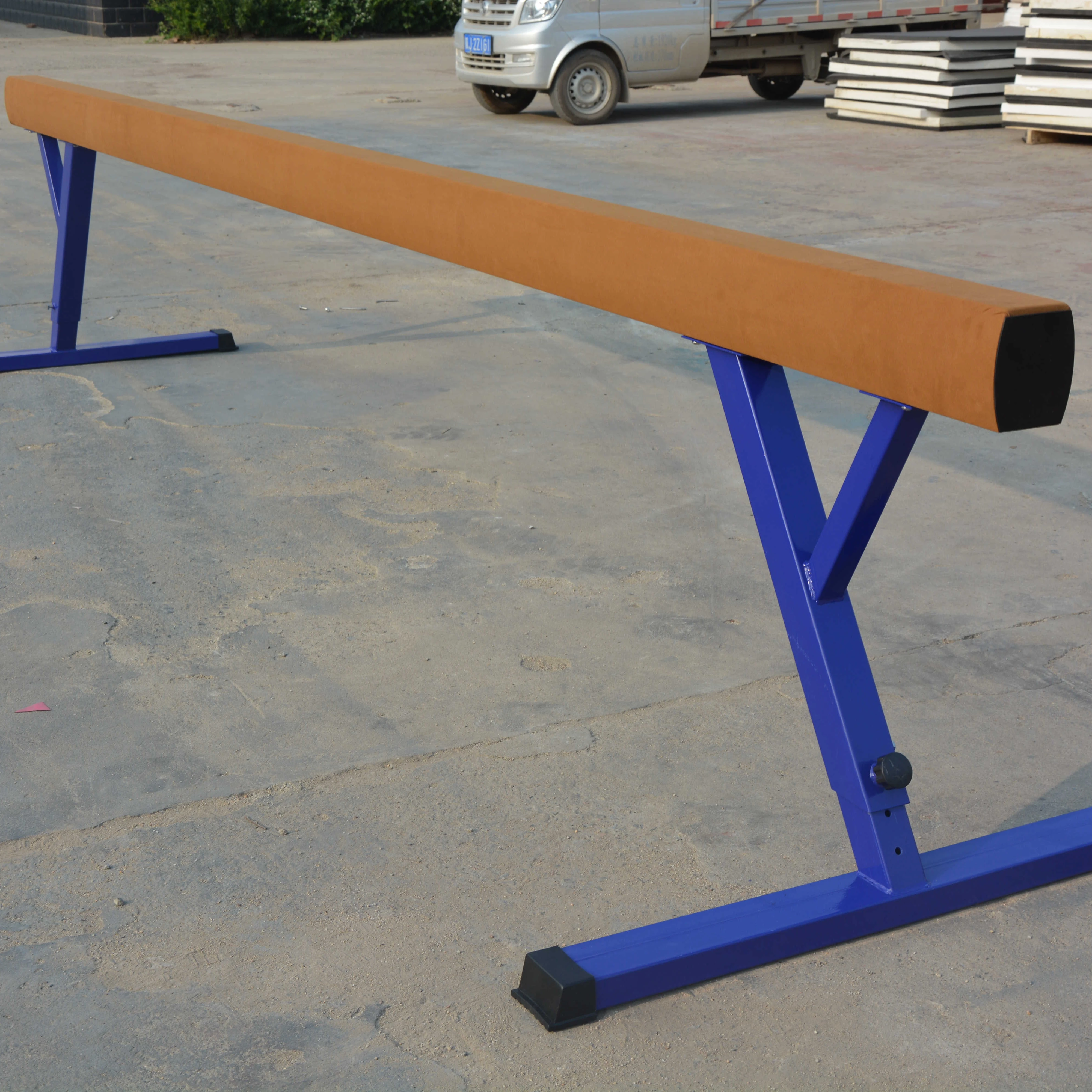 

Gymnastic Equipment Aluminum Gymnastics Beam Balance Beam Equipment for Sports & Entertainment