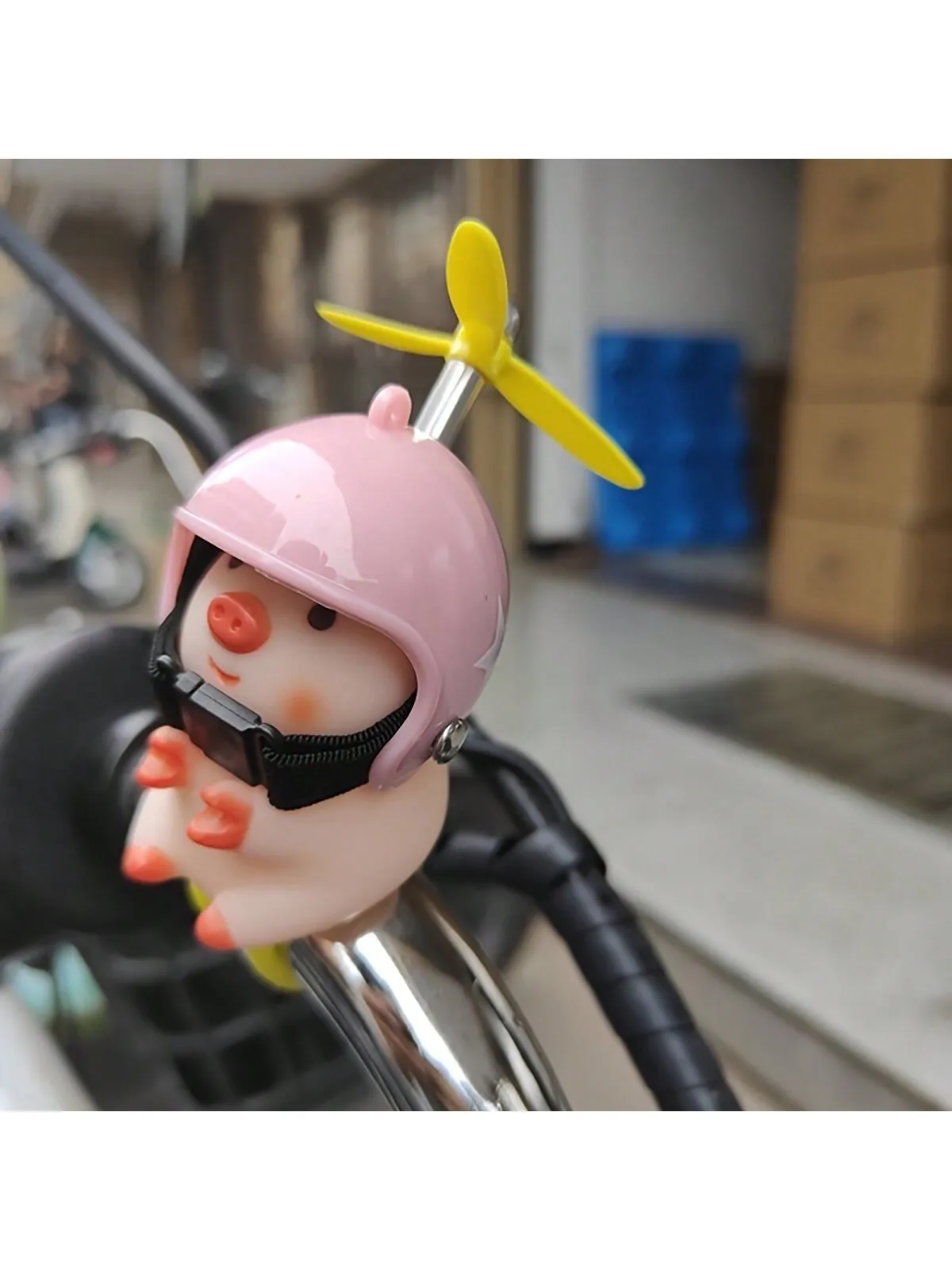 1pc Pink Pig & White Star Helmet Decor For Personalized Bicycle Or Motorcycle Handlebar, Rubber Pig Gift