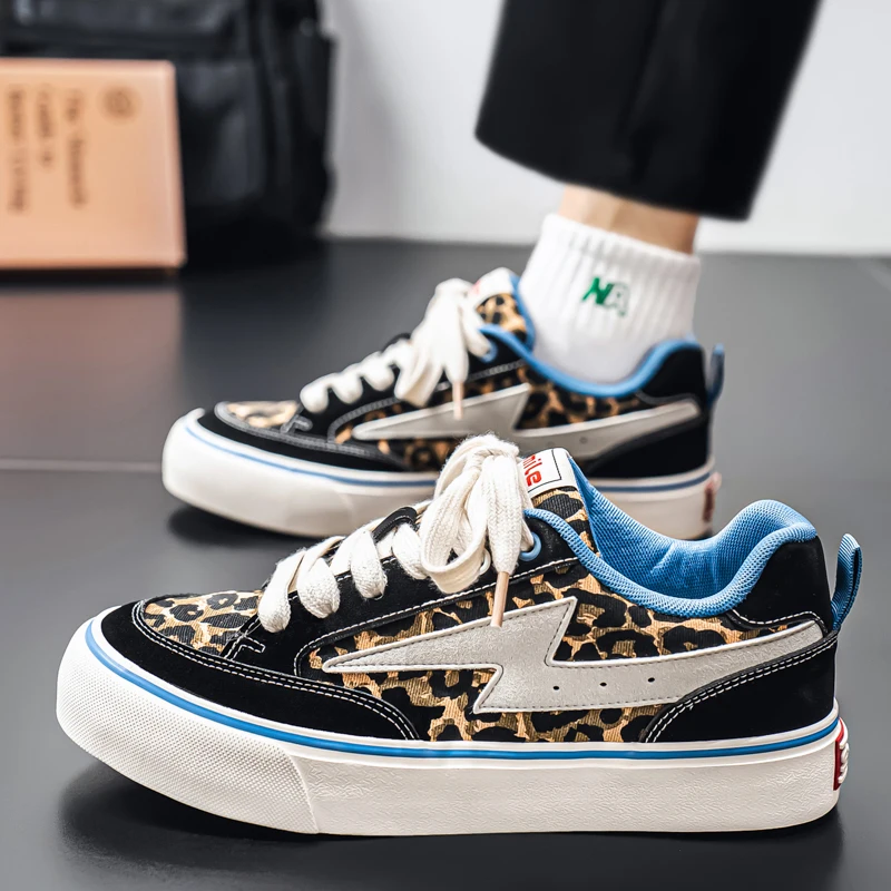 2026 Fashion Leopard Printed Men's Skateboard Shoes Breathable Canvas Sneakers Men Non-slip Platform Shoes zapatillas de skate