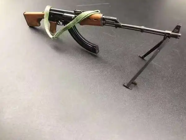 1/6 Scale Soviet RPK Machine Gun Model - Metal and Solid Wood, Detachable