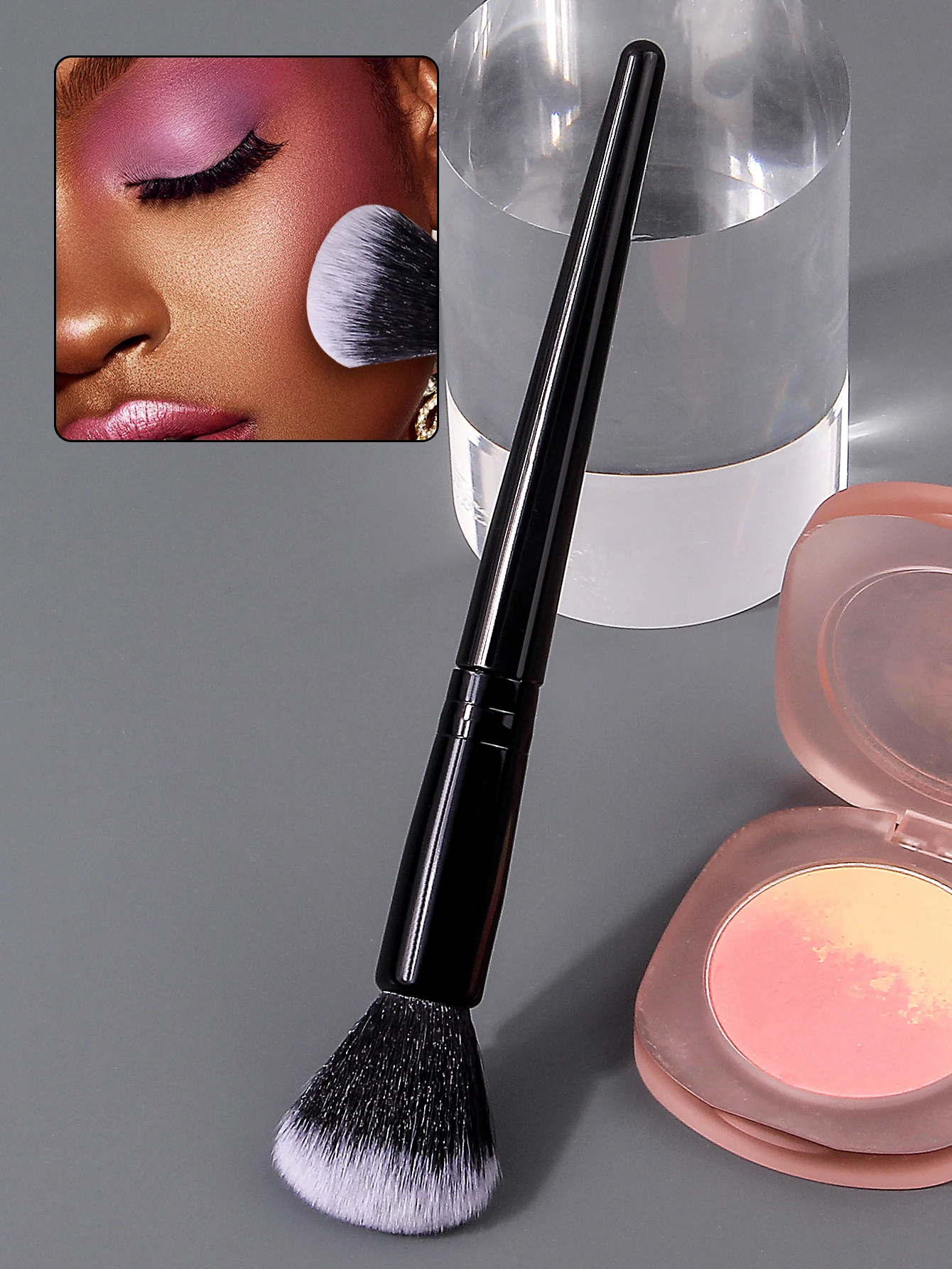 1PC Multi-Use Soft Face Brush - Tapered & Round Head for Blush Powder Contour, Travel-Friendly Beauty Tools for Women