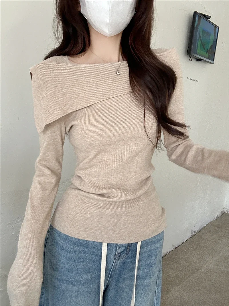 

Autumn Women off-Shoulder Knitted Bottoming Shirt Gray Irregular Design Sense Slim fit Inner wear Long sleeve Sweater ZT329