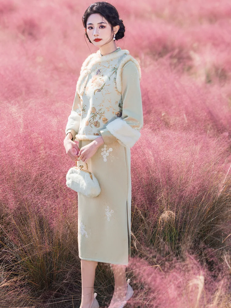 

Young Sle New Chinese Year eeting Suit Women's Winter Vest Set Suede Velvet Embroidered Fce Lined High End