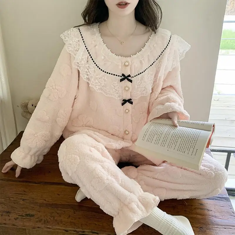 Vrouwen Herfst Winter Sexy Pyjama Set Mode Homewear Nieuwe Koreaanse Versie Lange Mouwen Warm Thuis Pak Coral Fleece Nachtkleding Sets