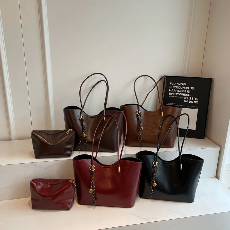 

Fashion PU Hasp Sweet Tote Bags for Women 2026 High Quality Large Capacity Shoulder Bags Versatile Commuting Women's Handbags
