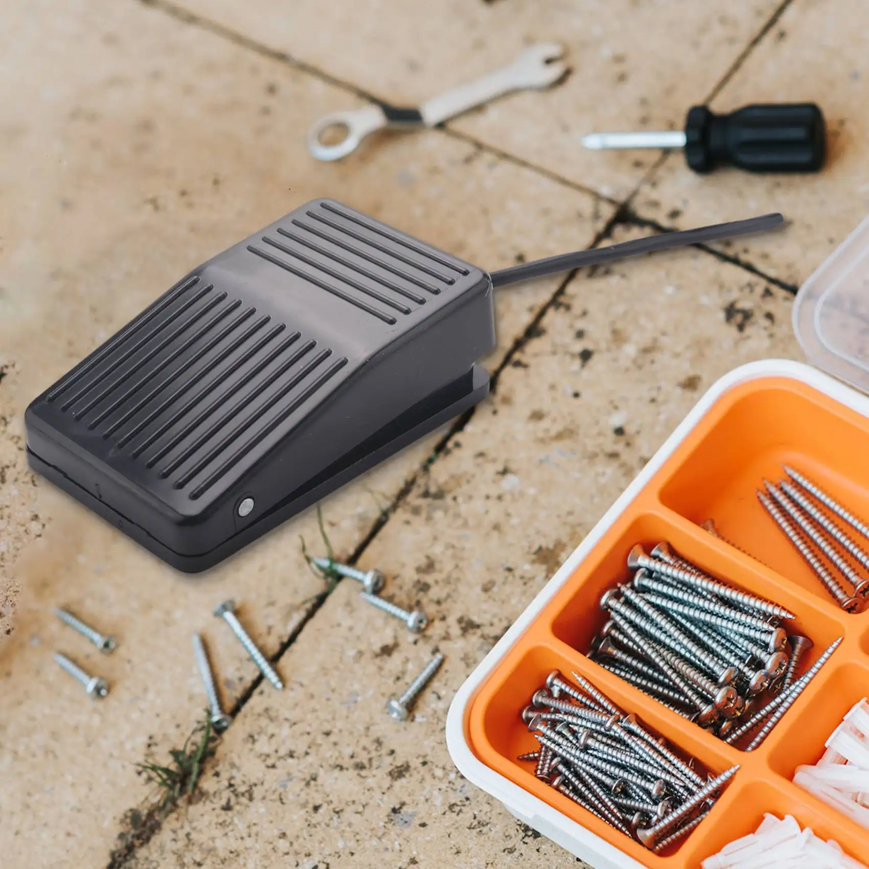 التبديل 220 فولت 10A SPDT نونسليب البلاستيك لحظة الطاقة الكهربائية مفتاح دواسة القدم