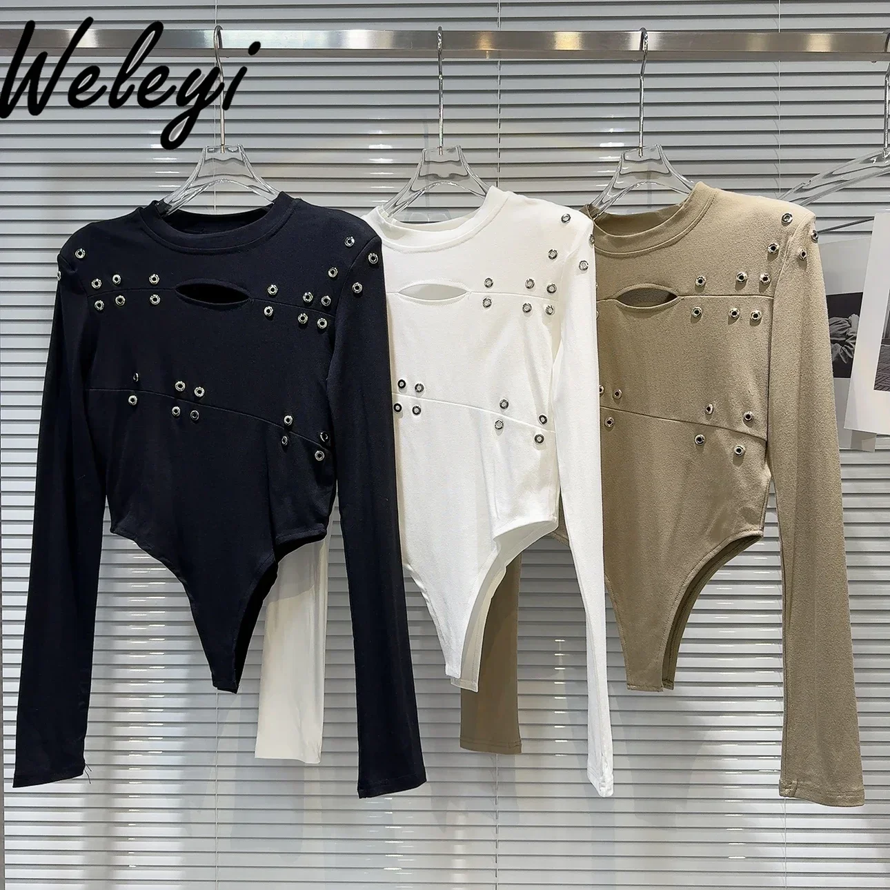 Sweet Sexy Metal Rivet Tshirts Short Jumpsuit for Women 2024 Autumn New Hot Girl Slim Hollow O Neck Long Sleeve T-shirts Female