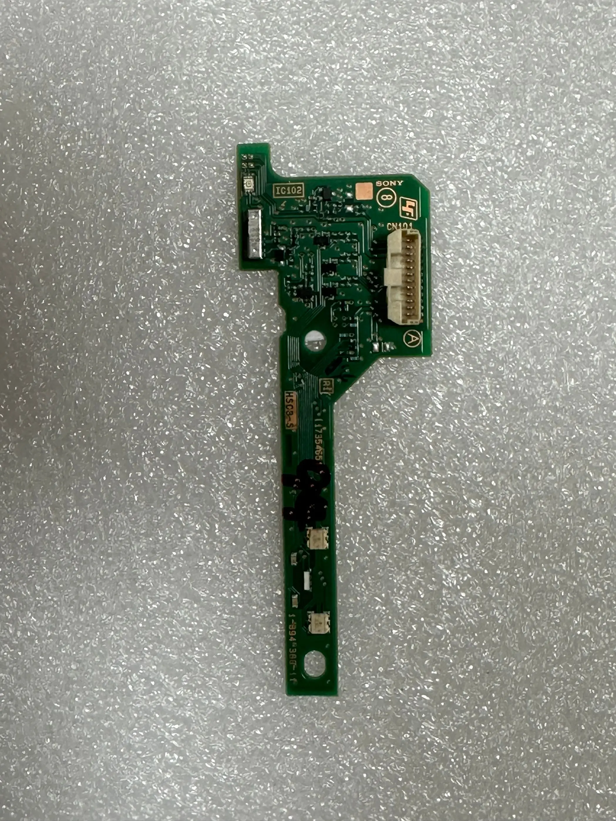 

KD-49X7500E/8000E 55X8000E/006 Remote control receiving board 1-894-388-12 1-894-388-11