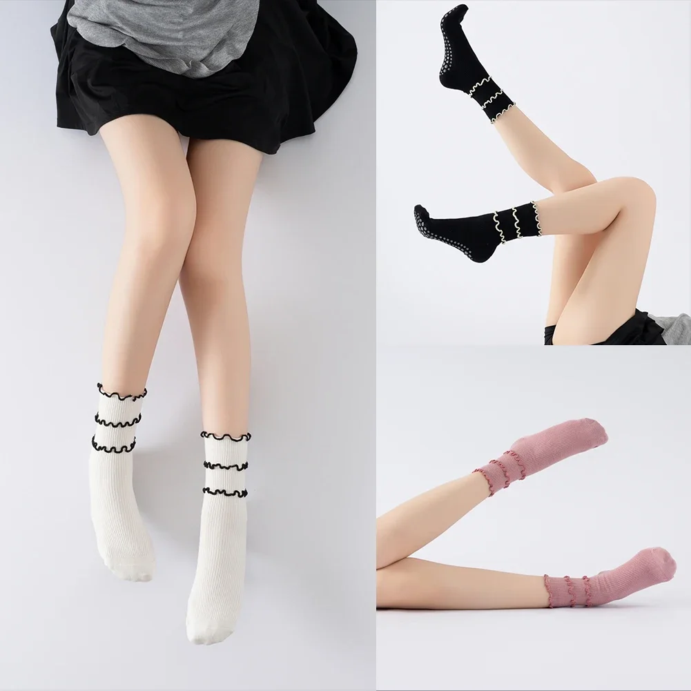 

1Pair Grip Socks for Women Non Slip Pilates Yoga Socks with Double Stripes Dance Workout Ballet Sports Fitness Athletic Socks