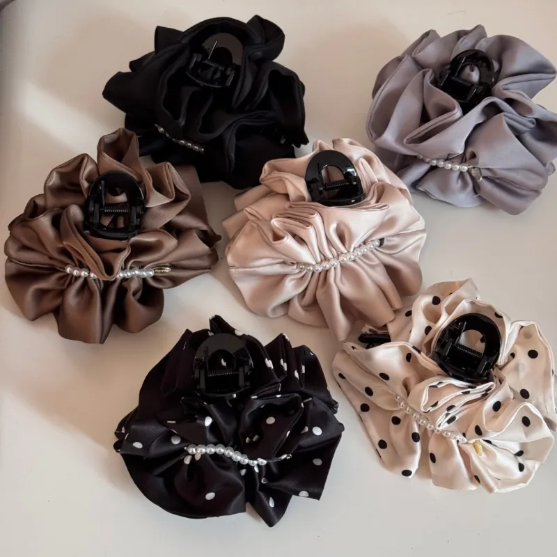 

Polka dot pearl oval fabric hair claw clip women retro hairpin daily versatile disc hair shark clip new