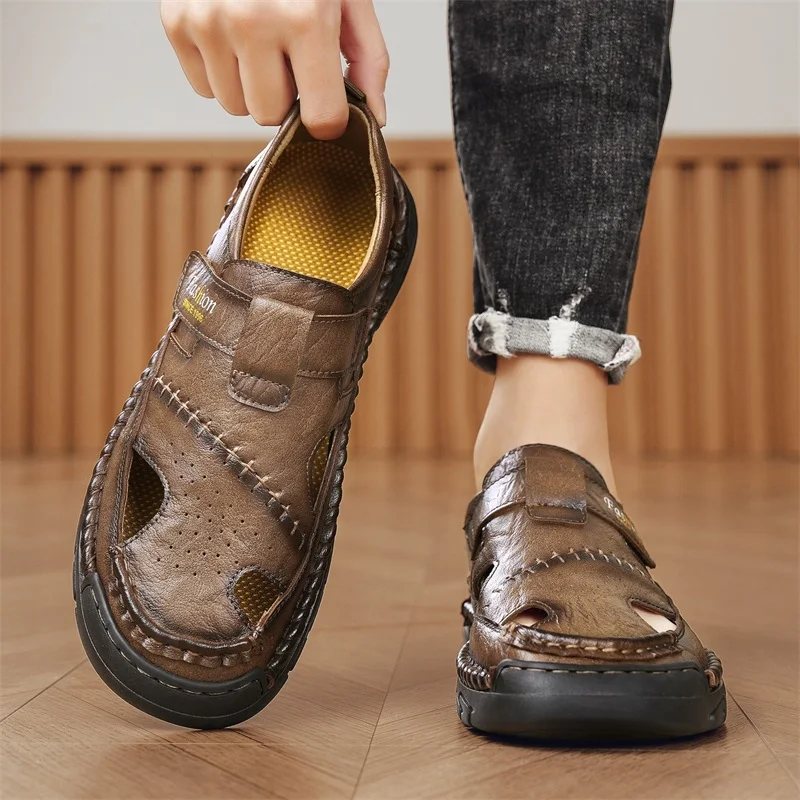 

Fashionable and Trendy Thick Soled Handmade Comfortable Slippers and Sandals New Summer Outdoor Leisure Anti-skid Beach Shoes