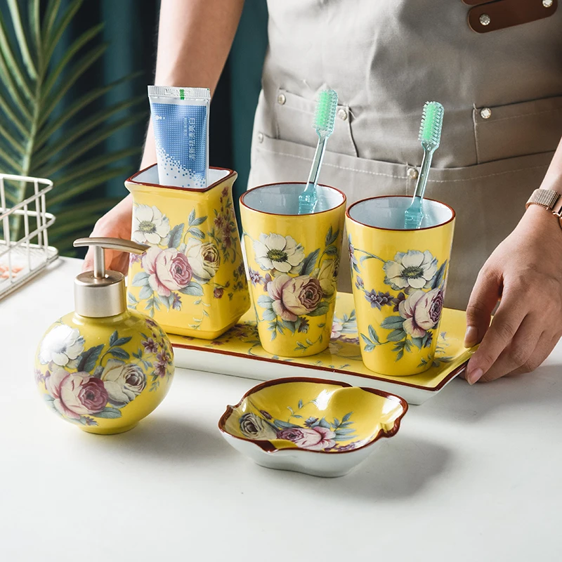 

American ceramic bathroom set combination ornament bathroom toiletries housewarming