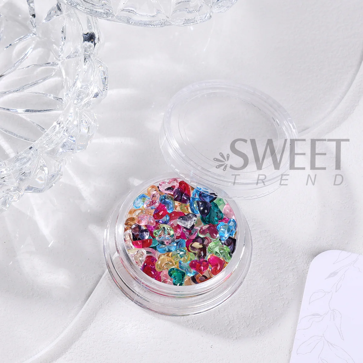 2 stücke Transparent Herz Nail art Charms 3D Kristall Bunte Liebe Geformt Süße Schmuck Elegante Valentinstag Dekor Maniküre Liefert