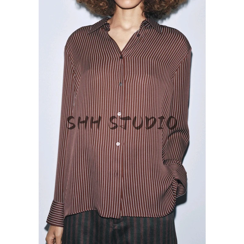 เสื้อผ้าผู้หญิงสำหรับฤดูหนาว แขนยาว ทรงสลิม ชายเสื้อไม่เท่ากัน ผ้าไหมซาตินลายทาง ปกพับได้ ทรงลำลอง ผ้าใยโพลีเอสเตอร์