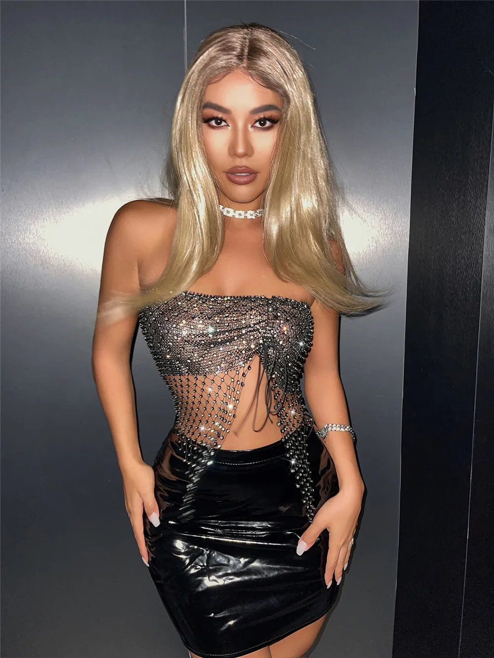 Top a tubo con spacco laterale con strass di lusso per le donne Sexy vedere attraverso la canotta con diamanti a rete scavata canotta da discoteca rave