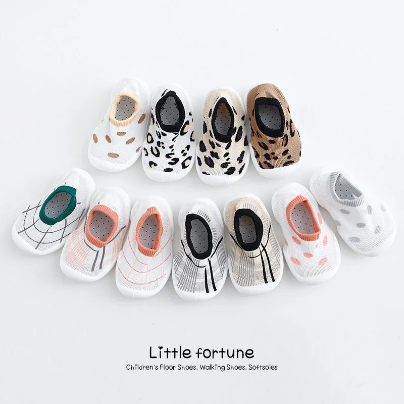 Baby Toddler Shoes Breathable Non-slip Soft Floor Socks Spring and Autumn Simple Cartoon Mesh Soft Soled Baby Shoes