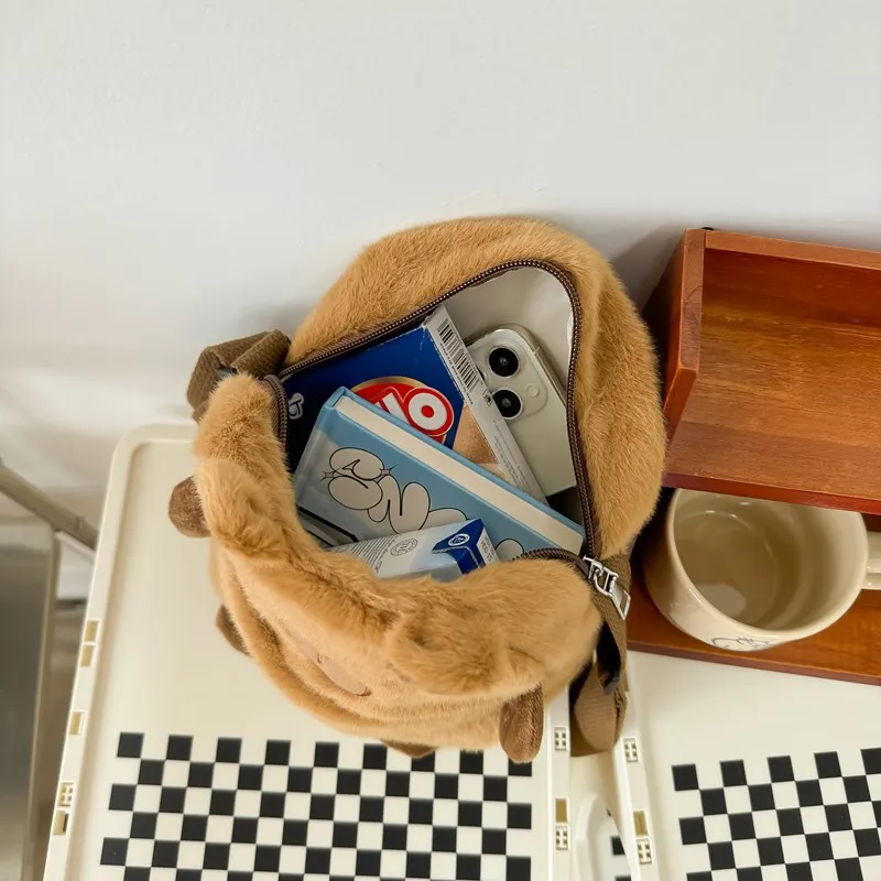 Kawaii Capybara Plüsch-Umhängetasche, niedlicher Cartoon, weiche Brusttasche, tägliche All-in-One-Aufbewahrung, Handytasche, Wintergeschenke für Studenten