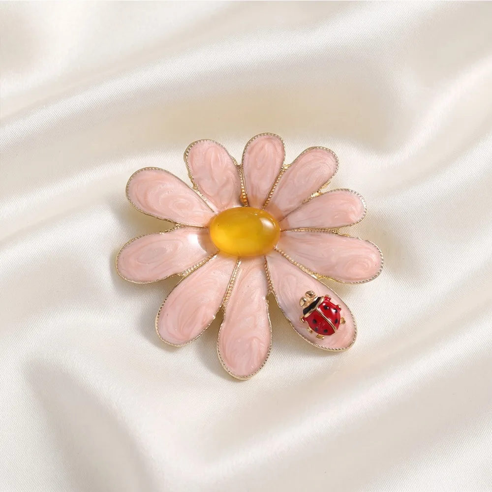 2PCS Ladybug Vintage Flower Chic Button Covers for Women Shirt Button Cover Elegant Blouse Accessories Wedding Gift for Her