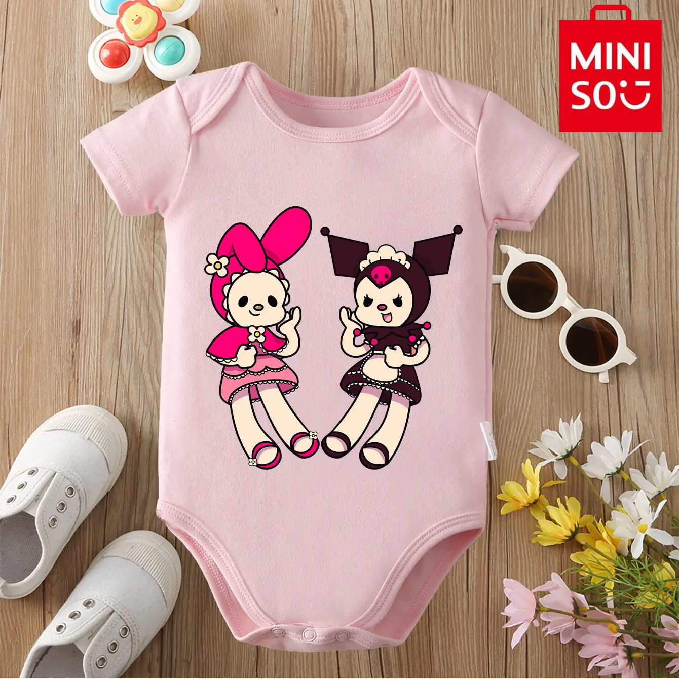 بدلة قطعة واحدة مريحة من القطن الخالص مطبوعة بشكل لطيف من MINISO Pochacco My Melody لحديثي الولادة من عمر 0 إلى 12 شهرًا #1