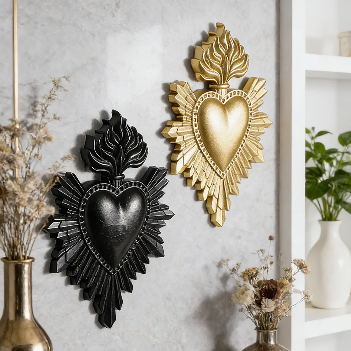 1 pieza, hecha de resina, artículo decorativo artesanal en forma de llama y corazón para colgar, adecuado para decoración de paredes del hogar.