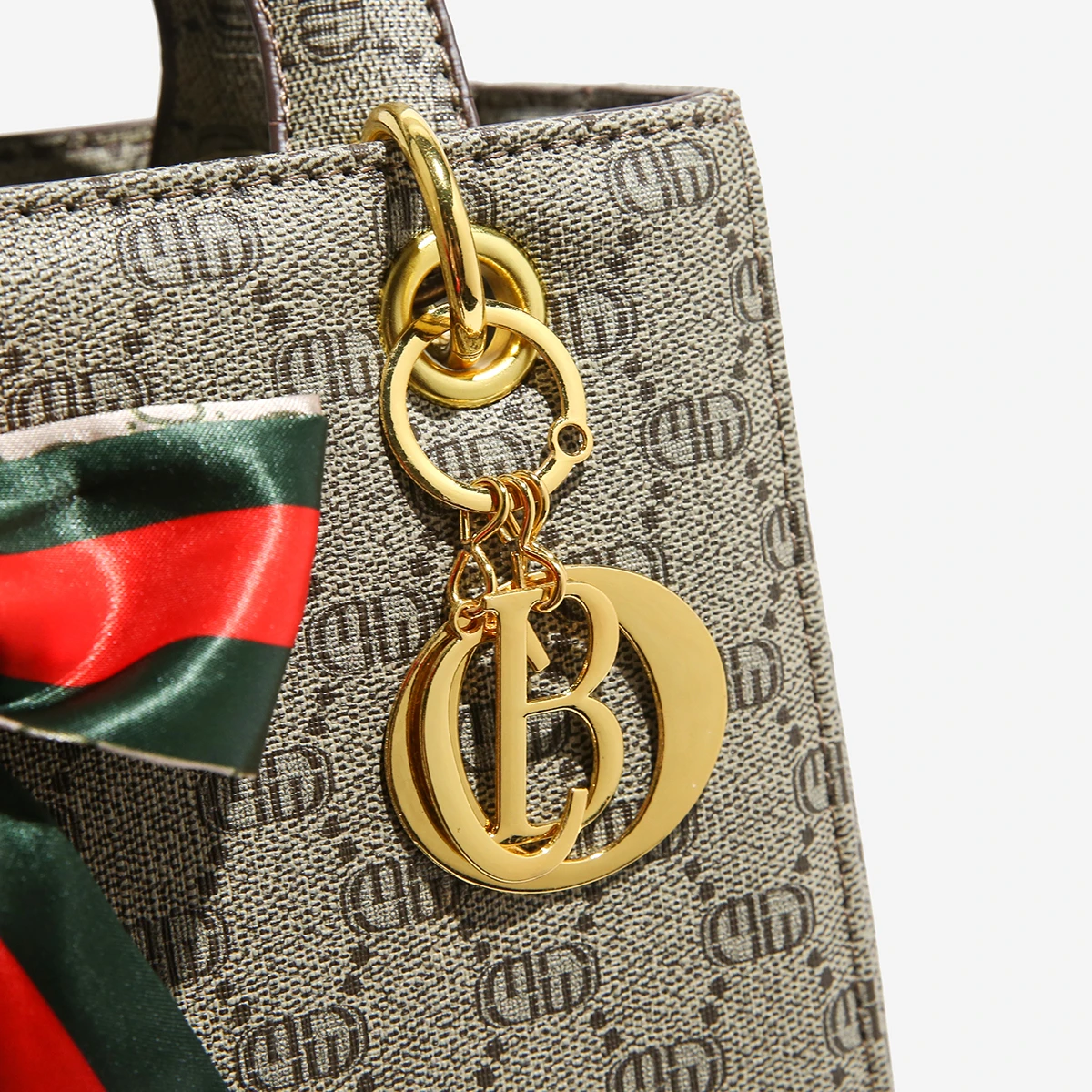 세련된 단색 클러치 백 - 비즈니스 레저 빈티지 디자인을 위한 여성 우아한 미니멀리스트 토트