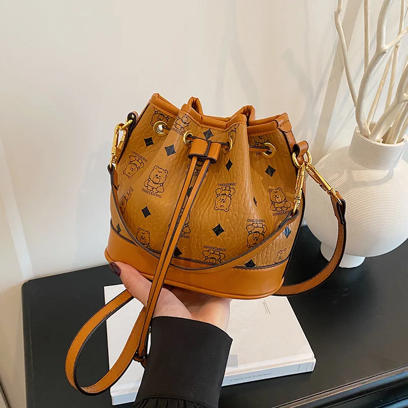 

2025 Vintage Print Bucket Bag, Luxe Drawstring Shoulder Purse for Women Textured Crossbody Tote Chic Day to Night Bag Minimalist
