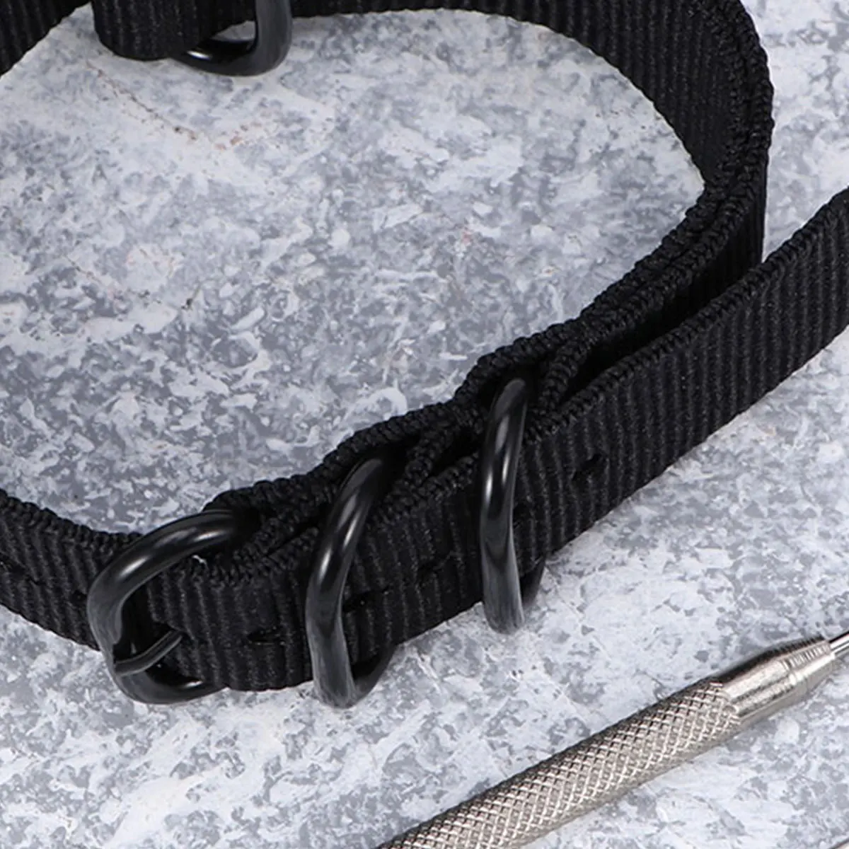 

4Pcs Heavy Duty Nylon Watch Bands 22mm Woven Strap Easy to Clean Fade-Resistant for Daily Use and Gifts Watch Strap