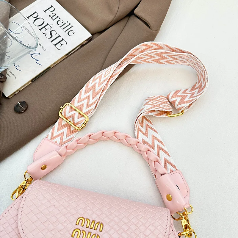 Tas Selempang Rhombus Gaya Miu Baru - Tas Lipstik Kulit PU Wanita dengan Tali Panjang yang Dapat Diganti dan Disesuaikan