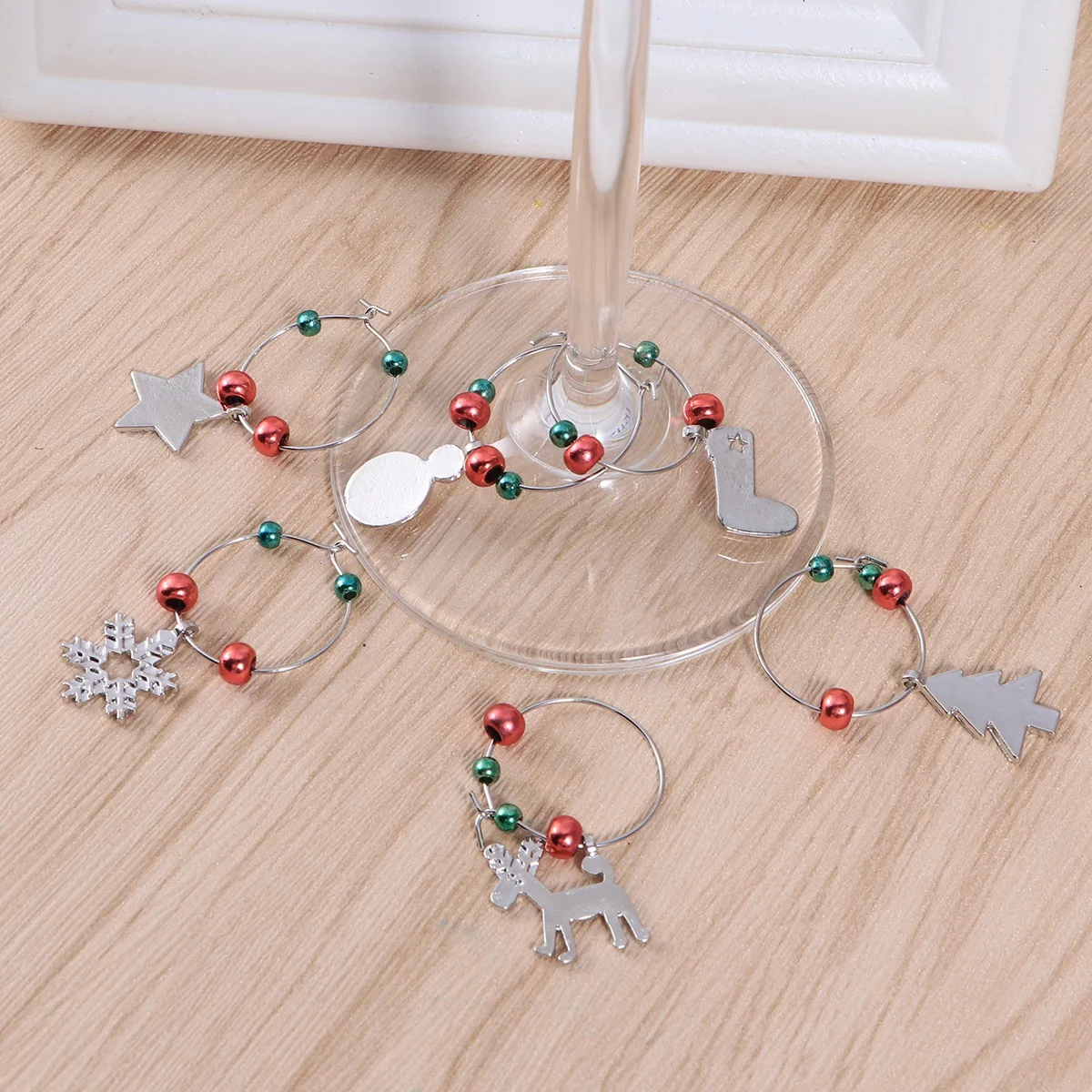 

6 Pcs Wine Glass Ring Decoration Christmas Themed Drink Markers Charms Decorate Festive Rings
