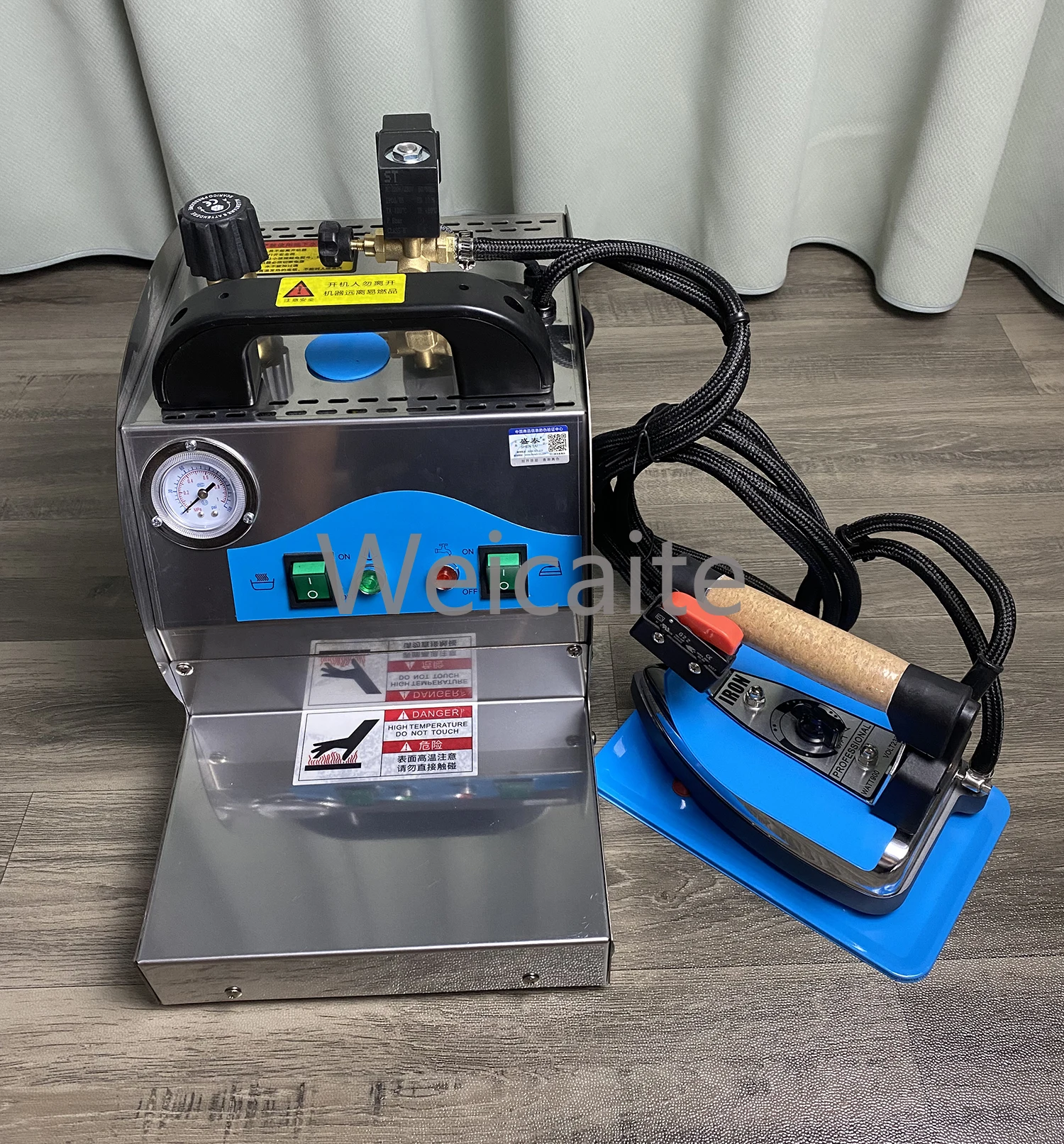 QK-76 tipo leve corpo de aço inoxidável 2L roupas equipamento auxiliar caldeira a vapor de ferro elétrico